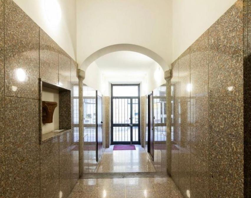 Luxury Home 100 Mq A Stone'S Throw From The Duomo ミラノ エクステリア 写真