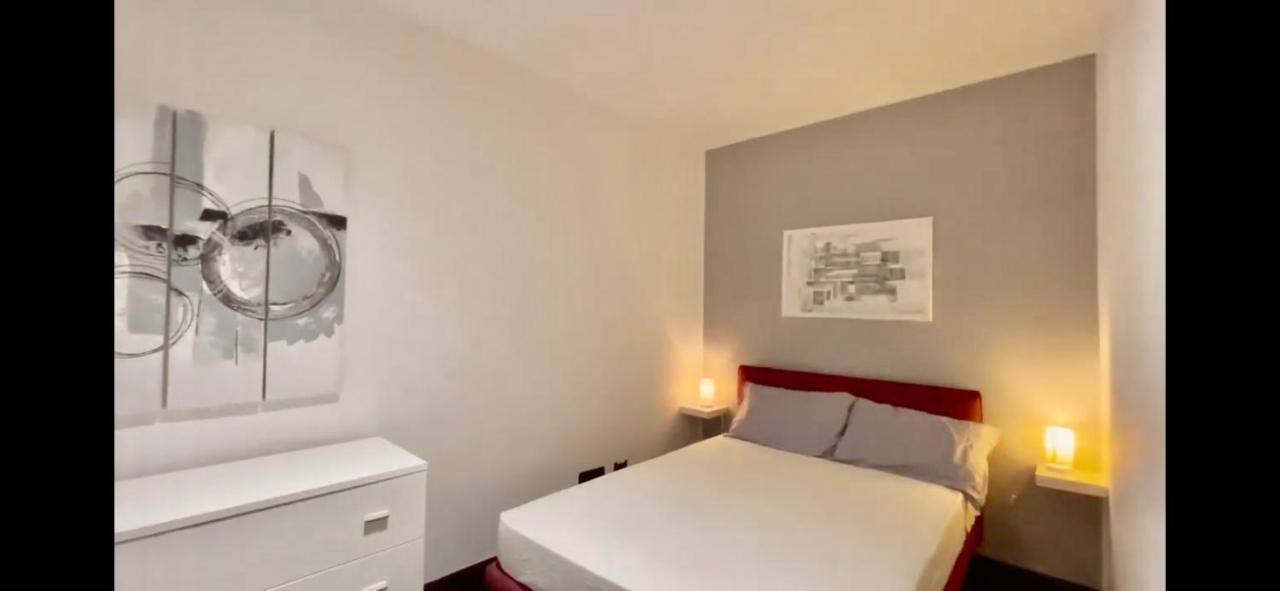 Luxury Home 100 Mq A Stone'S Throw From The Duomo ミラノ エクステリア 写真