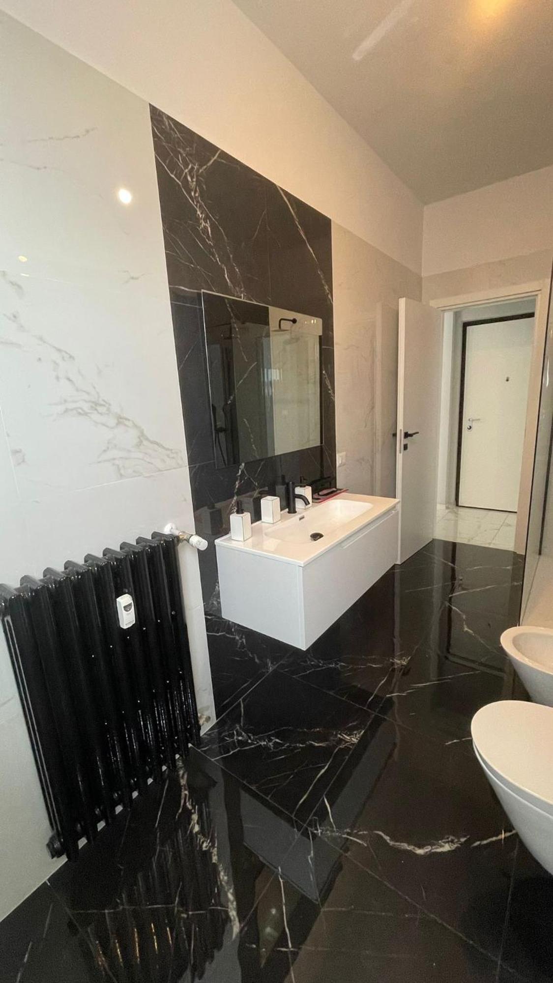 Luxury Home 100 Mq A Stone'S Throw From The Duomo ミラノ エクステリア 写真